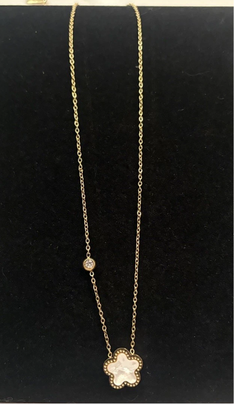 Flower necklace (reversible)