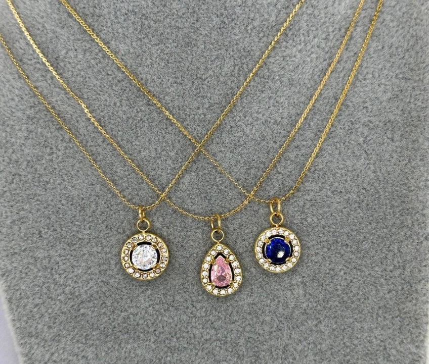 Blue topaz pendant necklace