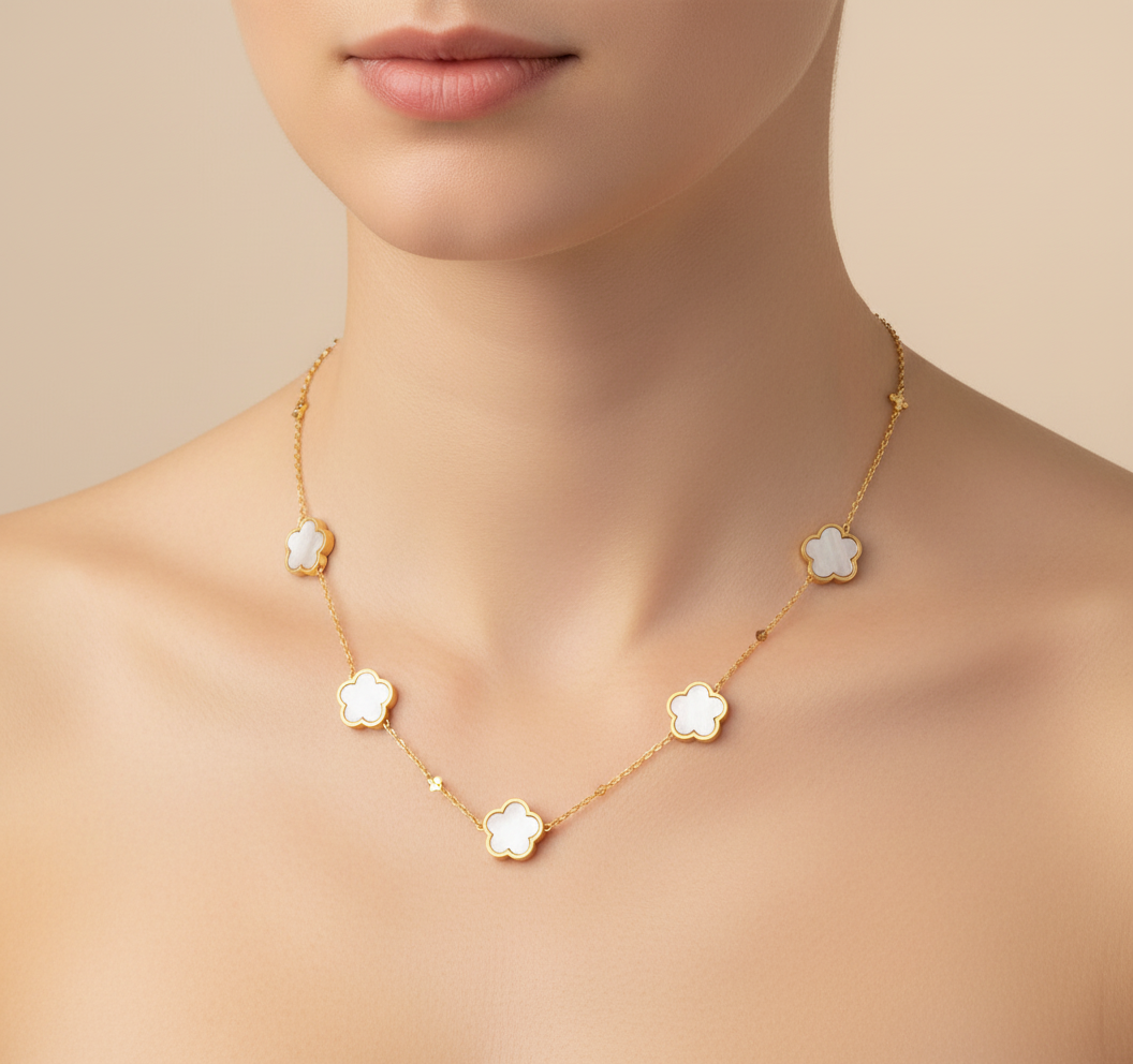 Flower meadow necklace